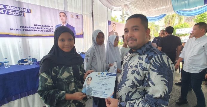 PIP 2024 Disalurkan kepada 3.093 Pelajar di Medan, Prananda Surya Paloh Tegaskan Komitmen Pendidikan