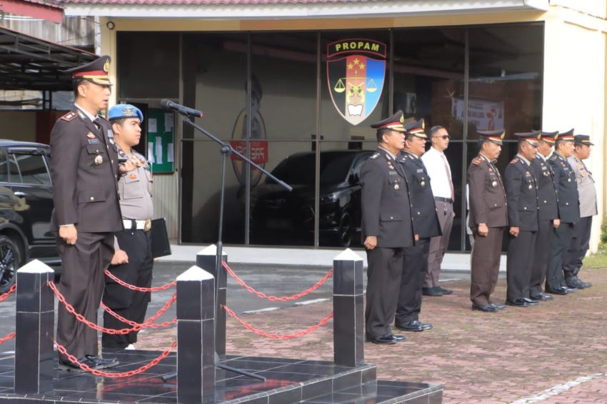 Hari Bela Negara ke -76, Kapolres Samosir AKBP Yogie Hardiman Bacakan Amanat Presiden RI