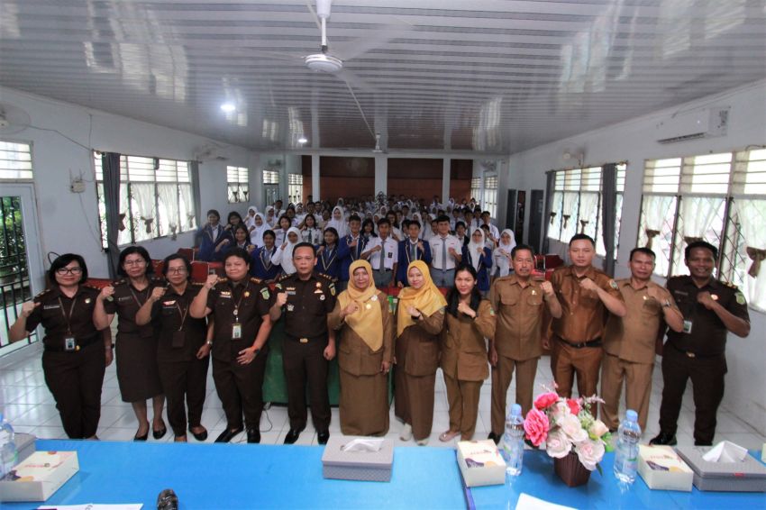 Sambut Hakordia, Kejati Sumut Luhkum di SMA N 14 Medan : Jujur Adalah Langkah Awal Melawan Korupsi