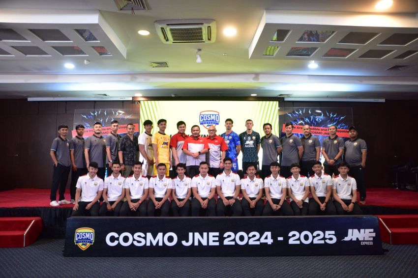 JNE kembali Dukung Tim Cosmo JNE FC di Liga Futsal Profesional 2024/2025