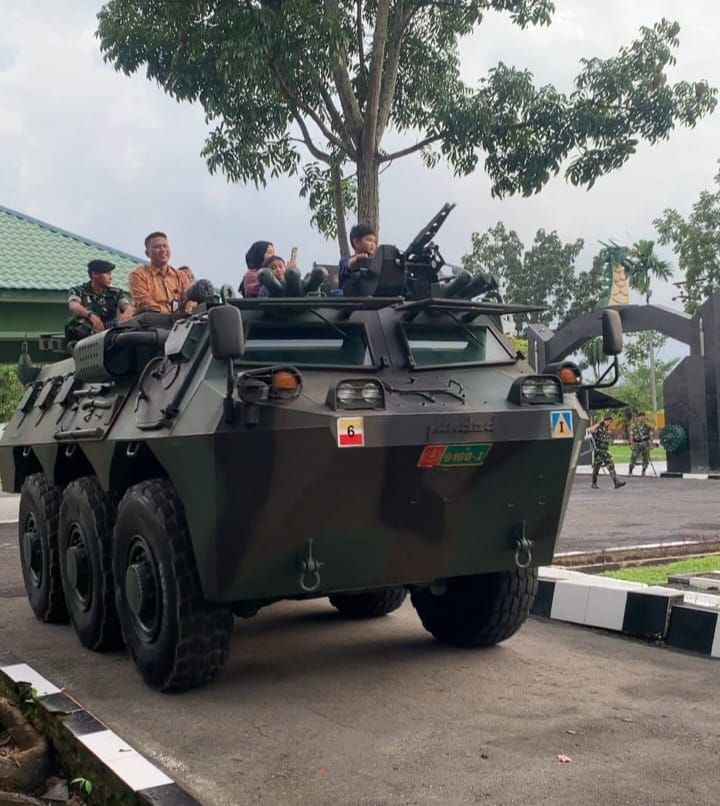 Yonkav 6 Gelar Joyride dan Bakti Sosial Sambut HUT ke - 75 Tahun Kavaleri TNI AD