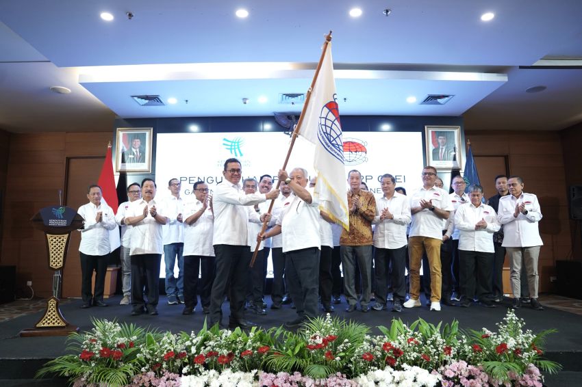 Menteri Perdagangan Budi Santoso Lantik Hendrik Sitompul Korwil GPEI Sumatera