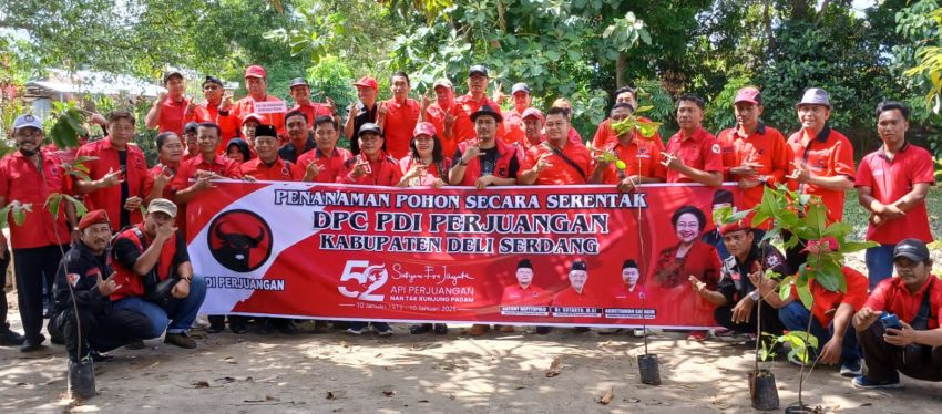 DPC PDI Perjuangan Deli Serdang Lakukan Penghijauan Tanam Pohon Di Bantaran Sungai