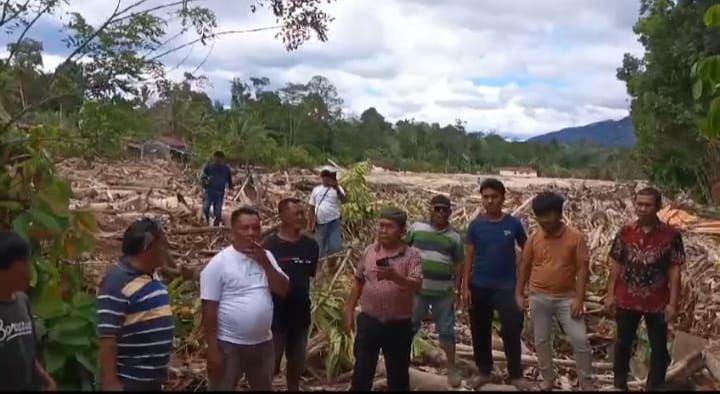 Gandi Sebut Banjir Bandang di Sarullah Karena Penebangan Pohon yang Sembarangan