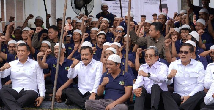 Menteri Imipas Makan Bersama Warga Binaan Rutan Cipinang