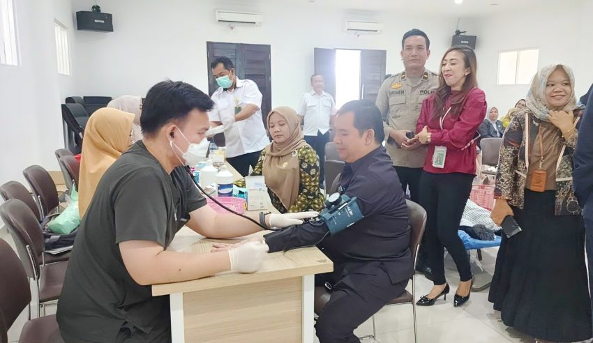 Perdana, Pengadilan Negeri Sei Rampah Gelar Donor Darah Bersama Wartawan