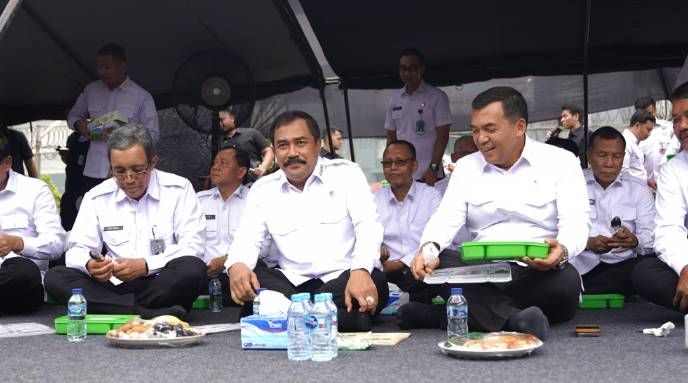 Menteri Agus Andrianto Makan Bersama Warga Binaan Rutan Cipinang