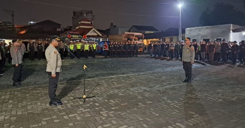 Malam-malam, Kapolrestabes Medan Pimpin Apel KRYD di Pancur Batu : Tingkatkan Keamanan Ditengah Masyarakat