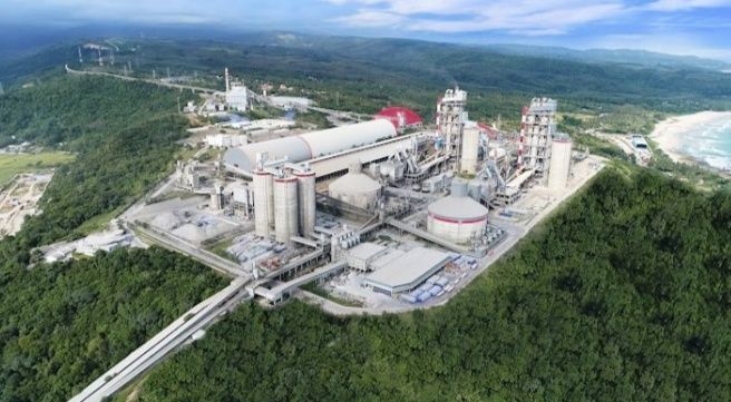 Semen Merah Putih FLEXIPLUS Buktikan Komitmen Keberlanjutan dan Pertumbuhan Produksinya