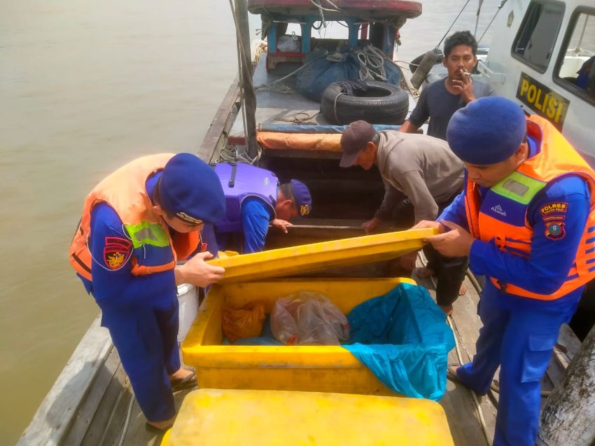 Sat Pol Airud Perketat Pemeriksaan Kapal Yang Keluar Masuk Perairan Tanjung Balai