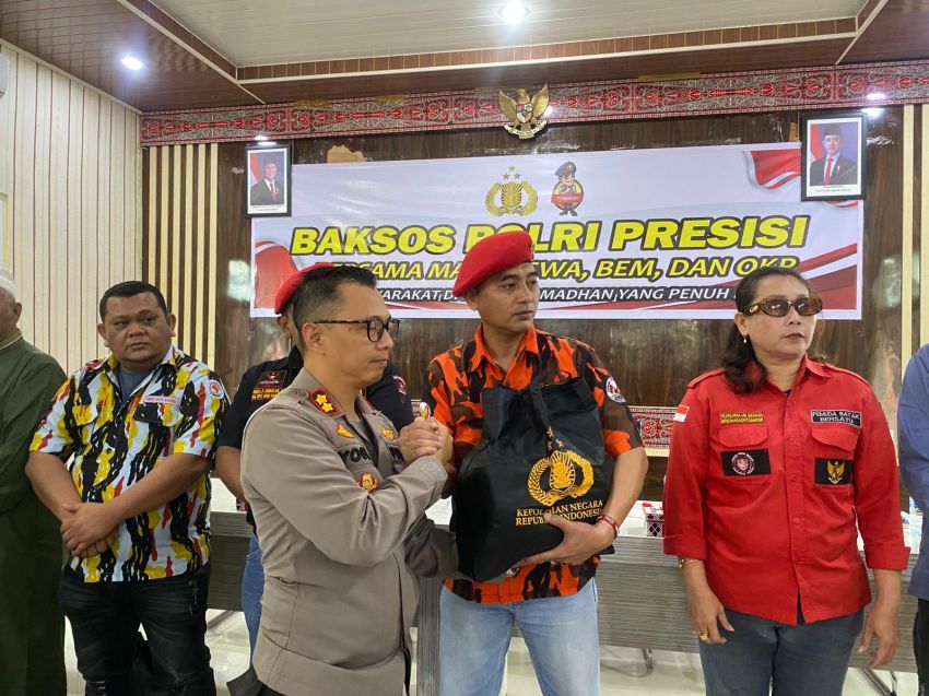 Jelang Ramadhan, Polres Samosir Gelar Baksos Polri Presisi Jalin Sinergi dengan Masyarakat