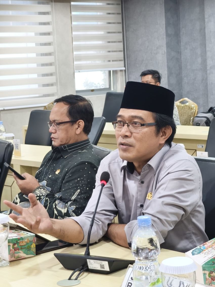 Tanah Adat Dirampas, Senator Penrad Siagian Tuntut Pemerintah Audit PT TPL