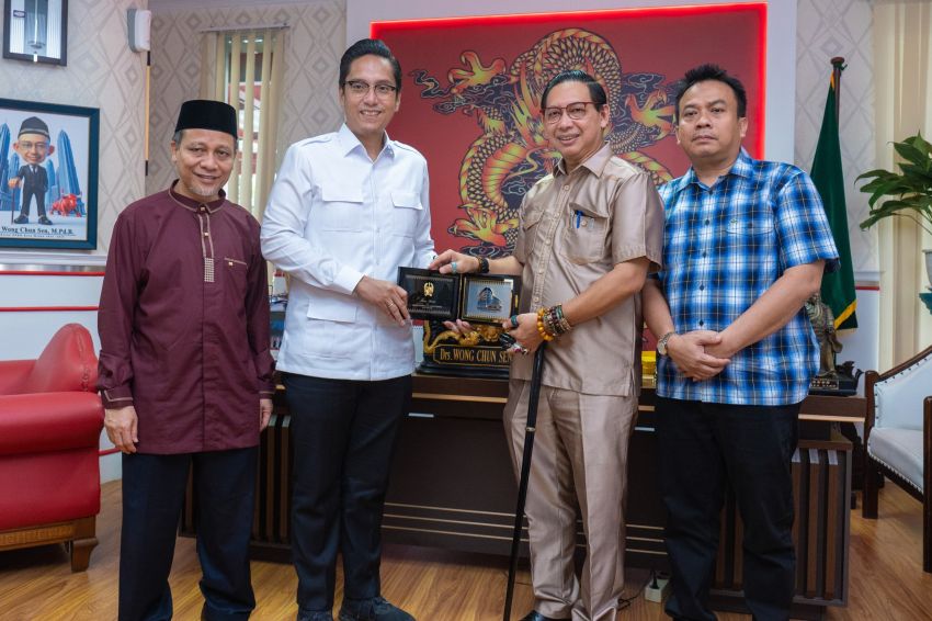 Silaturahmi Dengan DPRD, Rico Waas Ajak Bersama Bangun Medan