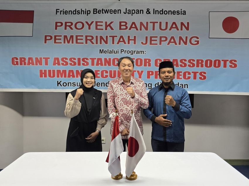 Pemerintah Jepang Berikan Bantuan Hibah Dua Sekolah di Jambi dan di Sumut