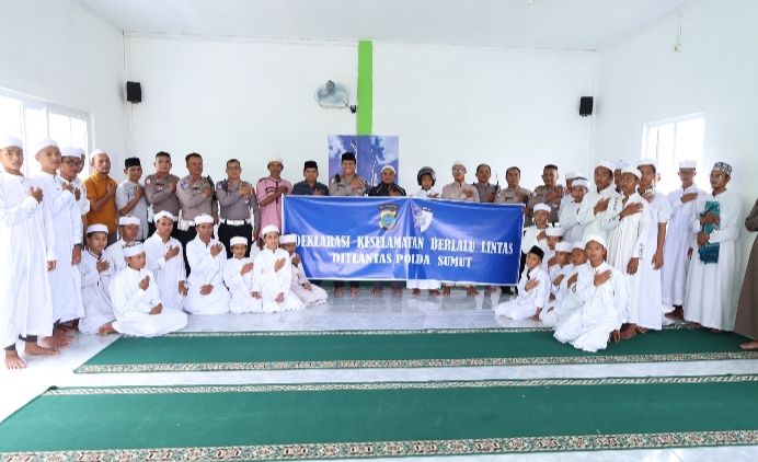 Polantas Edukasi Keselamatan Berlalulintas Di Pondok Pesantren Anwarul Mukhlasin Dalam Rangka Bulan Suci Ramadhan