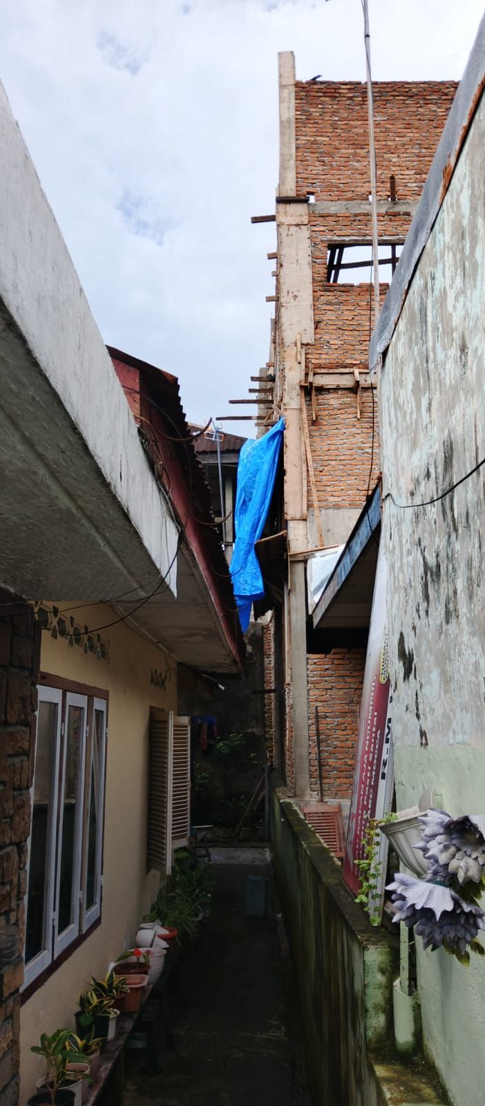 Dinas Perkim Diminta Bongkar Bangunan Jalan Pahlawan Gang Rukun