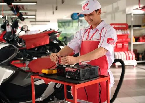Tips Pintar Merawat Aki Motor Agar Awet dan Tahan Lama