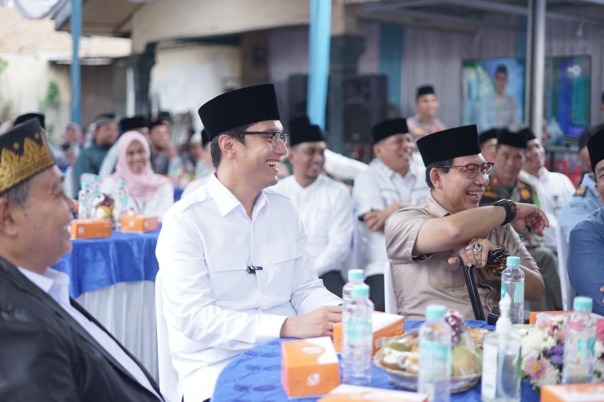 Safari Ramadan Pertama Rico Waas di Masjid Ikhlas Iyah Medan Denai