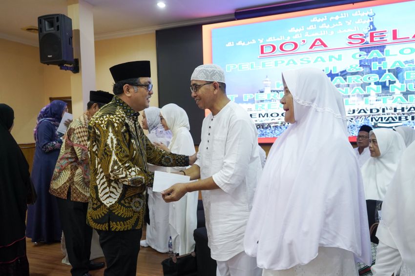 66 Calon Jamaah Haji PTPN IV Regional I Resmi Dilepas dalam Acara Doa Selamat