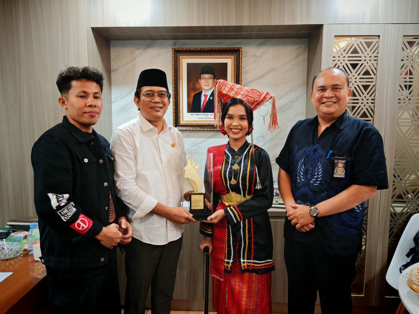 Puji Sihoda, Penrad Siagian Minta Pemerintah Beri Dukungan Nyata untuk Sanggar Budaya