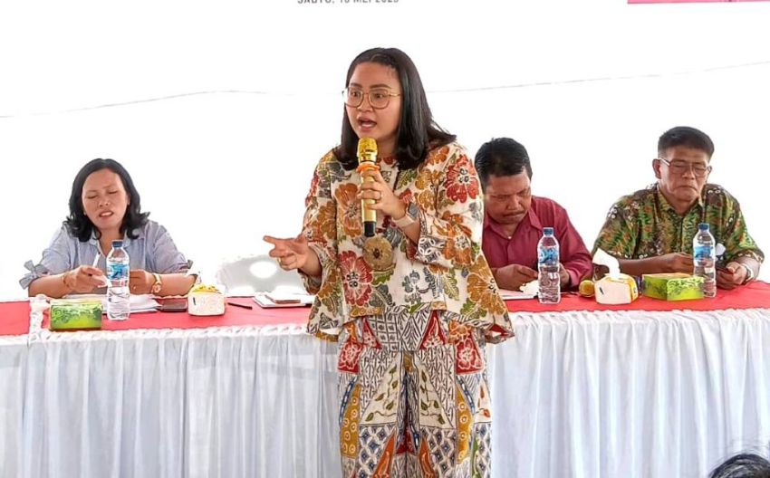 Warga Pekan Labuhan Keluhkan Sampah di Sungai, Margaret MS Minta Perhatian Pemko Medan