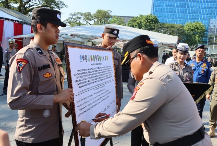 Kapolrestabes Ajak Pemko Medan Tingkatkan Layanan Polri 110