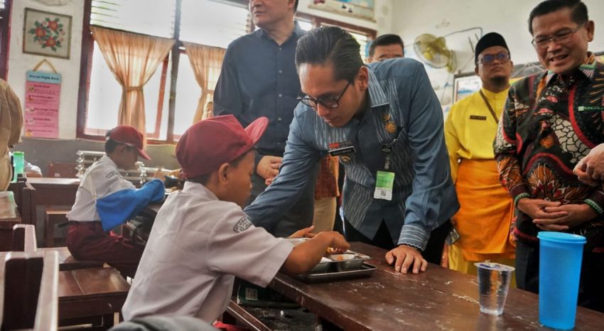 Wali Kota Medan dan Duta Besar Tiongkok Tinjau Pemberian MBG