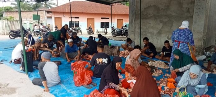 Meriahkan Idul Adha 1446 H, Masjid Jamik Pancurbatu Berqurban Dengan 4 Ekor Lembu dan 7  Kambing