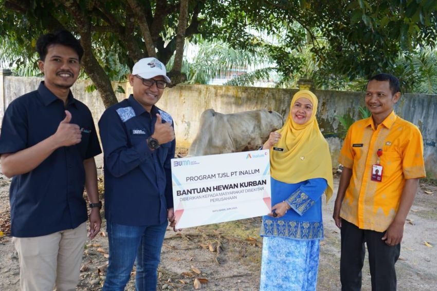 Inalum Salurkan Hewan Kurban Ke Asahan dan Kawasan PLTA Paritohan Kabupaten Toba