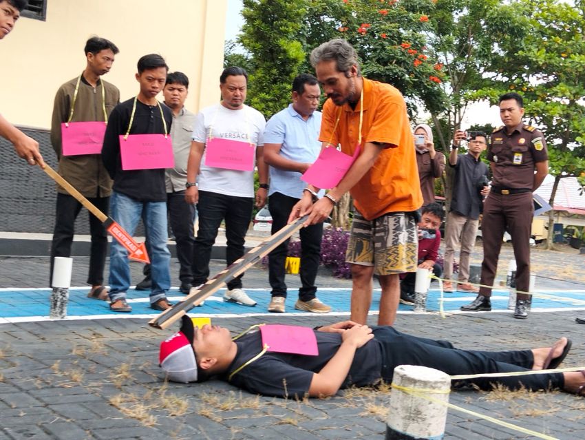 Polres Batu Bara Rekonstruksi Pembunuhan Adik Terhadap Abang Kandung