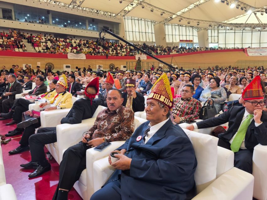Anggota DPR RI Kombes. Pol. (Purn). Dr. Maruli Siahaan SH.MH Hadiri Pesta Bolon Dan  Pelantikan PSSSI&B Jakarta & Sekitarnya