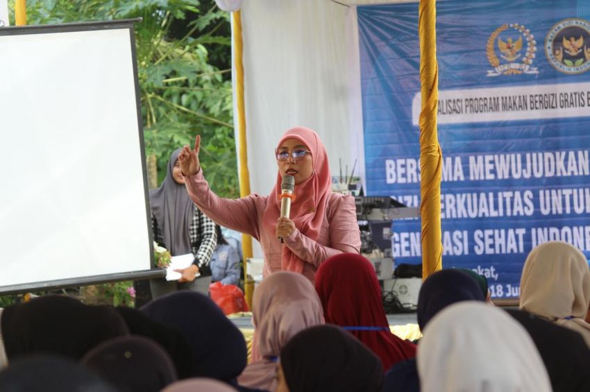 BGN dan DPR RI Sosialisasikan Program MBG Kepada Masyarakat Desa Bela Rakyat Langkat