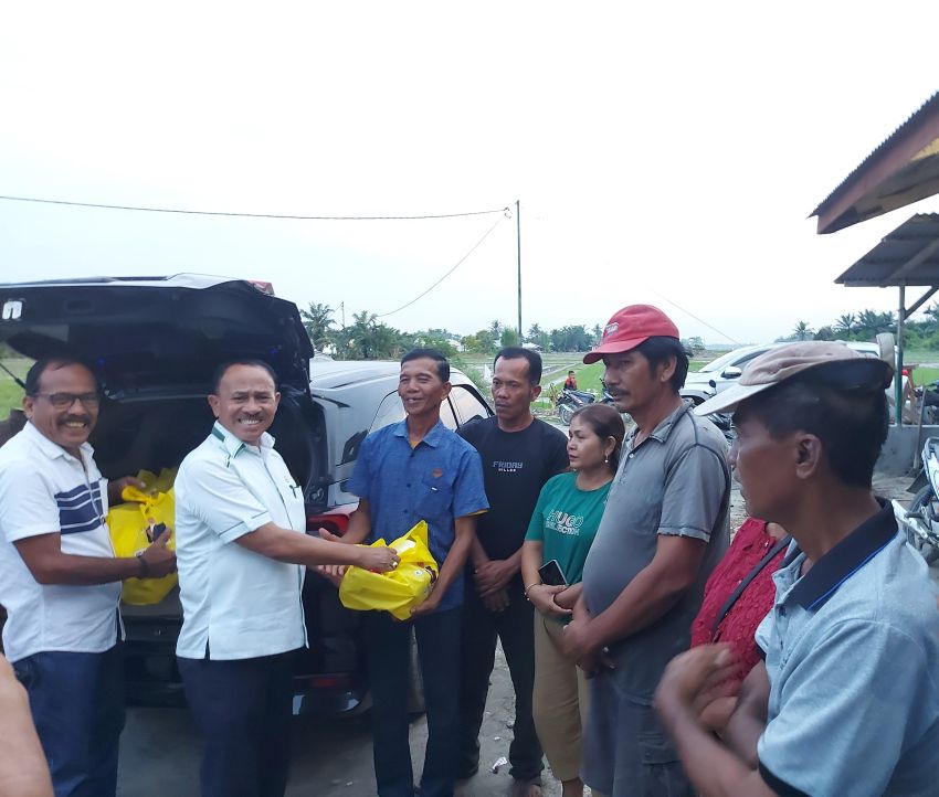 Anggota DPR RI Kombes Pol (Purn) Dr Maruli Siahaan SH.MH Kunjungi Warga Korban Puting Beliung di Sergai