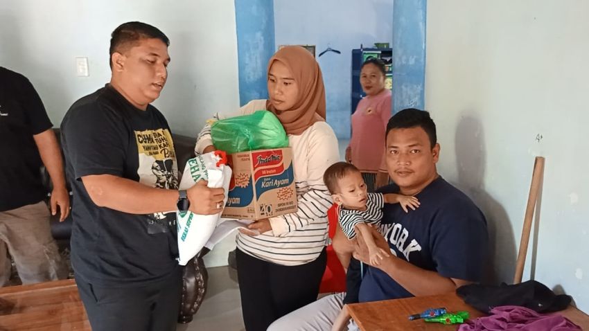 Arisha Nasution, Bayi Munggil Penderita Jantung Bocor Butuh Perhatian,  LSM TKN Kenziro Gercep Beri Bantuan Dan Hubungi Camat Serta DPRD