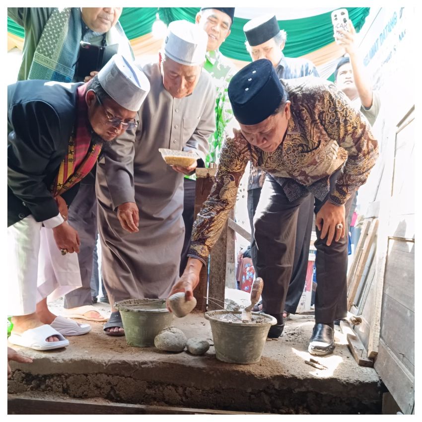 Kakanwil Kemenagsu Letakkan Batu Pertama Pembangunan Gedung Asrama Pesantren Tahfizh Qur’an Umat Annajah Sumut
