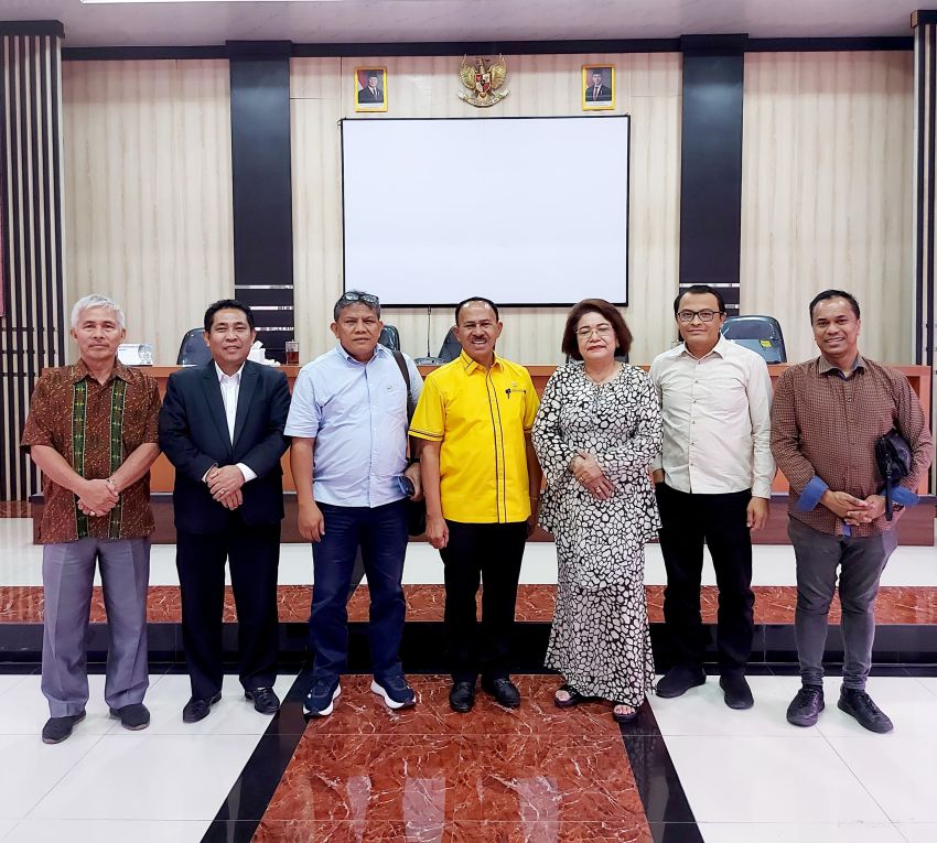 Anggota DPR RI Kombes Pol (Purn) Dr Maruli Siahaan SH.MH Dukung Revitalisasi Rumah dan Mobil Dinas Praeses HKBP Distrik X Medan-Aceh