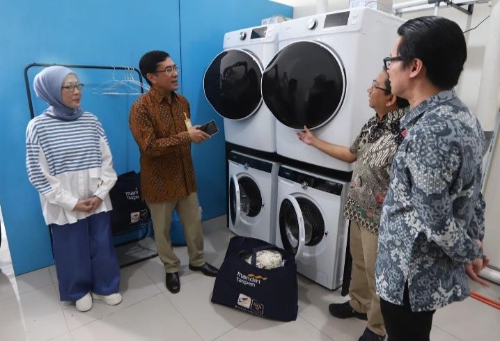 Bank Mandiri Taspen Luncurkan SiMantap Laundry dan QRIS Merchant, Dorong Kewirausahaan Pensiunan dan Digitalisasi UMKM