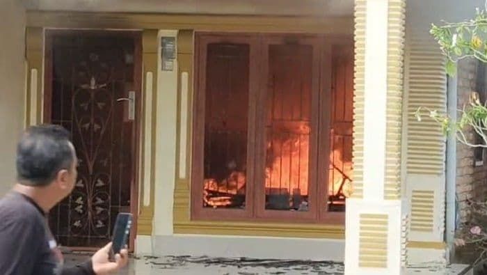 Rumah Milik Alimuddin Nasution Terbakar