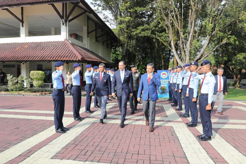 Peringati 35 Tahun Berdirinya SMA Taruna Nusantara, Menko AHY: Semakin Maju, Cetak Patriot dan Pemimpin Masa Depan Bangsa