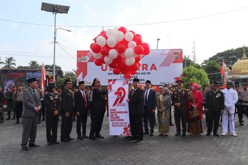 Mengusung Tema Polri Untuk Masyarakat, Polres Batu Bara Gelar Upacara Hari Bhayangkara Ke 79