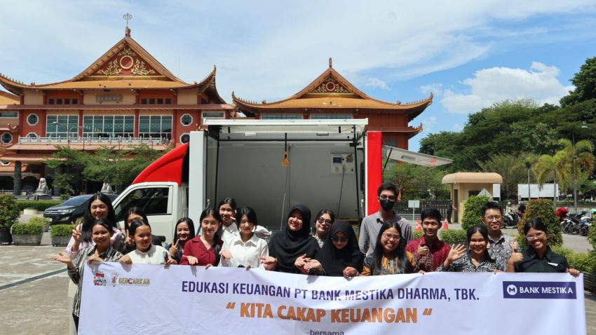 Bank Mestika Tingkatkan Literasi Keuangan Guru dan Staf Sekolah Maitreyawira Cemara Asri