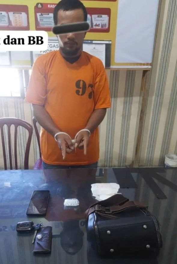 Ditangkap dalam Mobil, Pria Asal Batukarang Kedapatan Bawa Sabu 5 Gram
