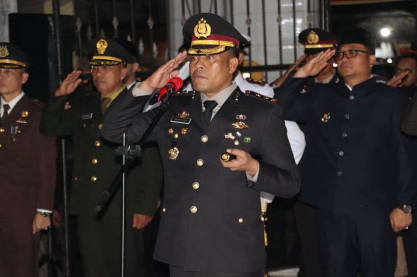 Peringatan Hari Ulang Tahun ke-80 RI, Kapolres Tanjungbalai Pimpin Apel Kehormatan dan Renungan Suci