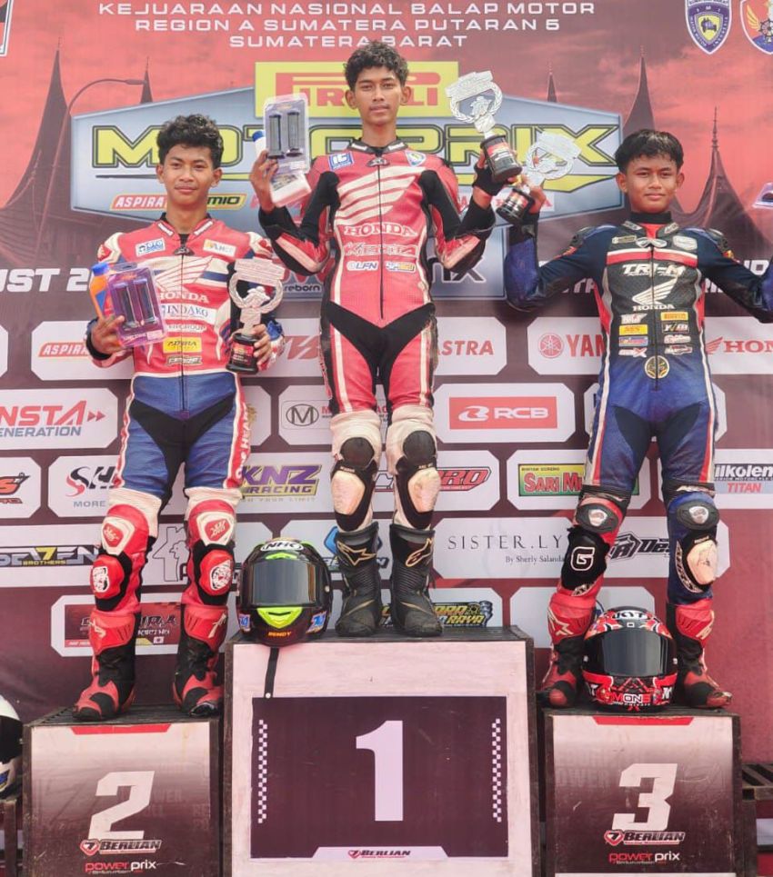 Pebalap Muda Sumut Berhasil Raih Podium Tertinggi Motoprix Padang