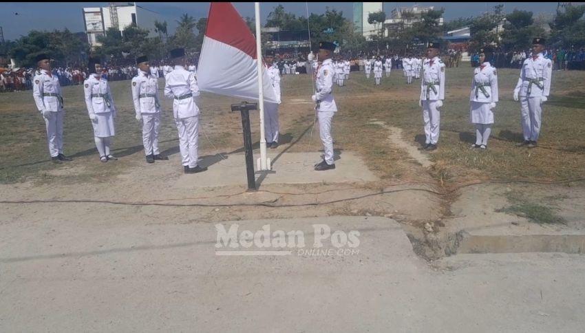 Kabag Log Kompol Zulham SH Inspektur Upacara HUT RI-80 Airputih