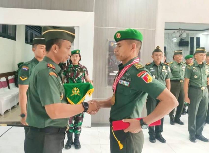 Benteng Sakti Kembali Berprestasi: Letda Czi Orgenes Raih Penghargaan Perwira Pelatih Terbaik Zeni TNI-AD
