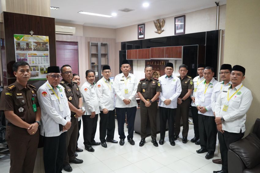 Bertemu Wakajati Sumut, Kakanwil Kemenagsu Jajaki Kerja Sama