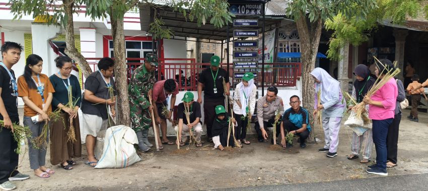 Sinergi TNI-POLRI dan Pemerintah Perkuat Kesehatan Masyarakat Tanjung Beringin Sergai  Sergai, – Semangat kebersamaan dan pelayanan kepada masyarakat