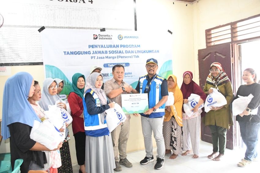 JNT Salurkan Bantuan 200 Paket Sembako Melalui Program TJSL di Momen HUT ke-80 RI dan HUT ke-6 JNT
