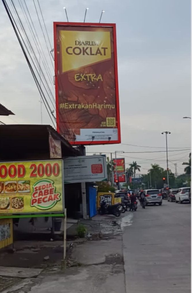 Pemko Medan Didesak Tertibkan Papan Reklame Diduga Salahi Aturan
